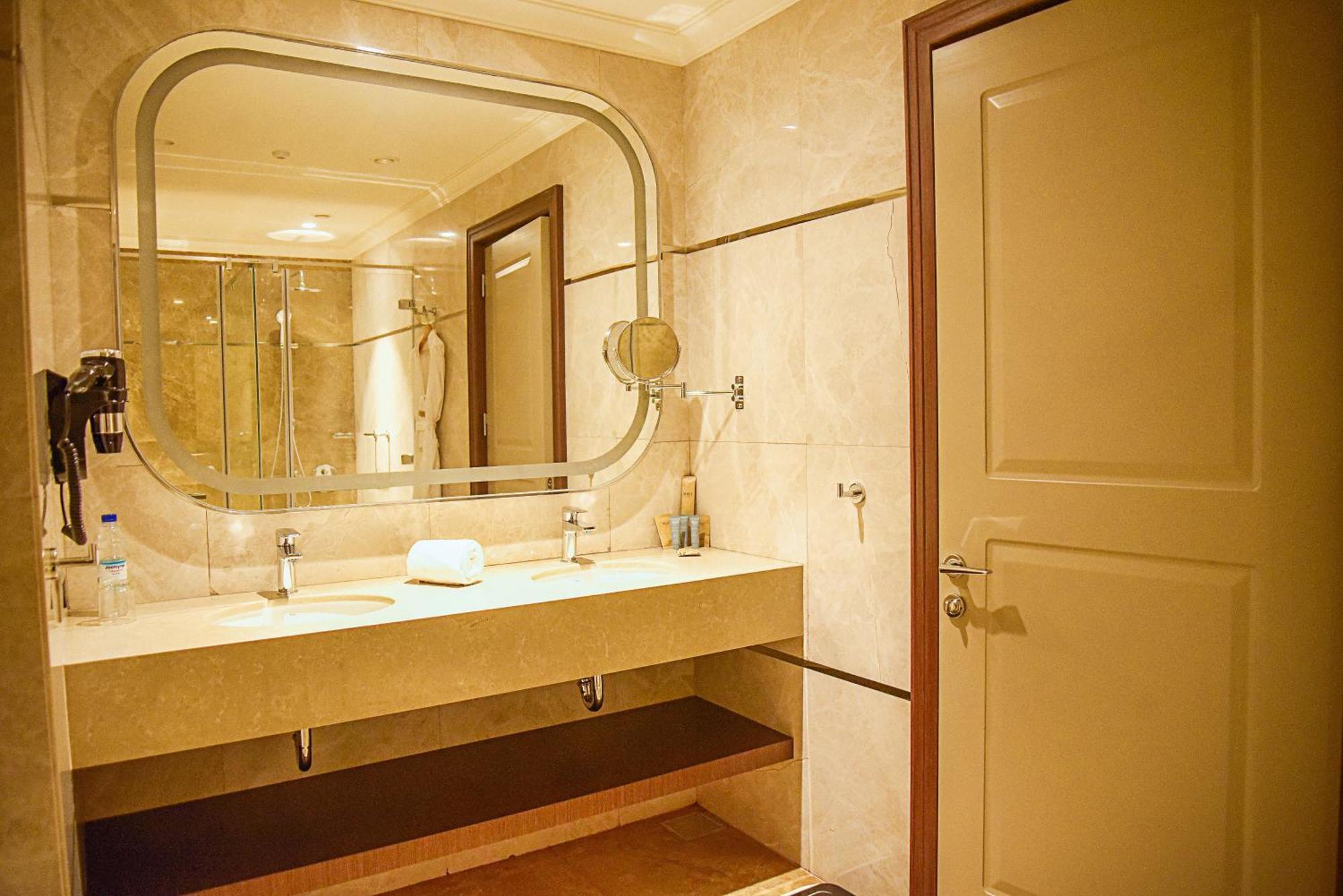 J'S Signature Hotel Port Harcourt Zewnętrze zdjęcie