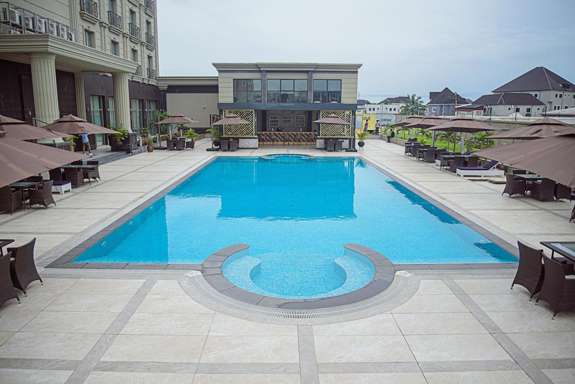J'S Signature Hotel Port Harcourt Zewnętrze zdjęcie